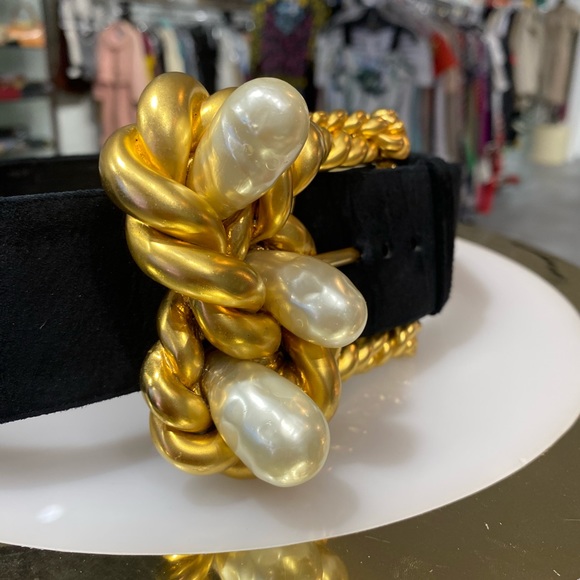 Authentic Chanel Vintage Twisted Gold Belt XS - Picture 11 of 16